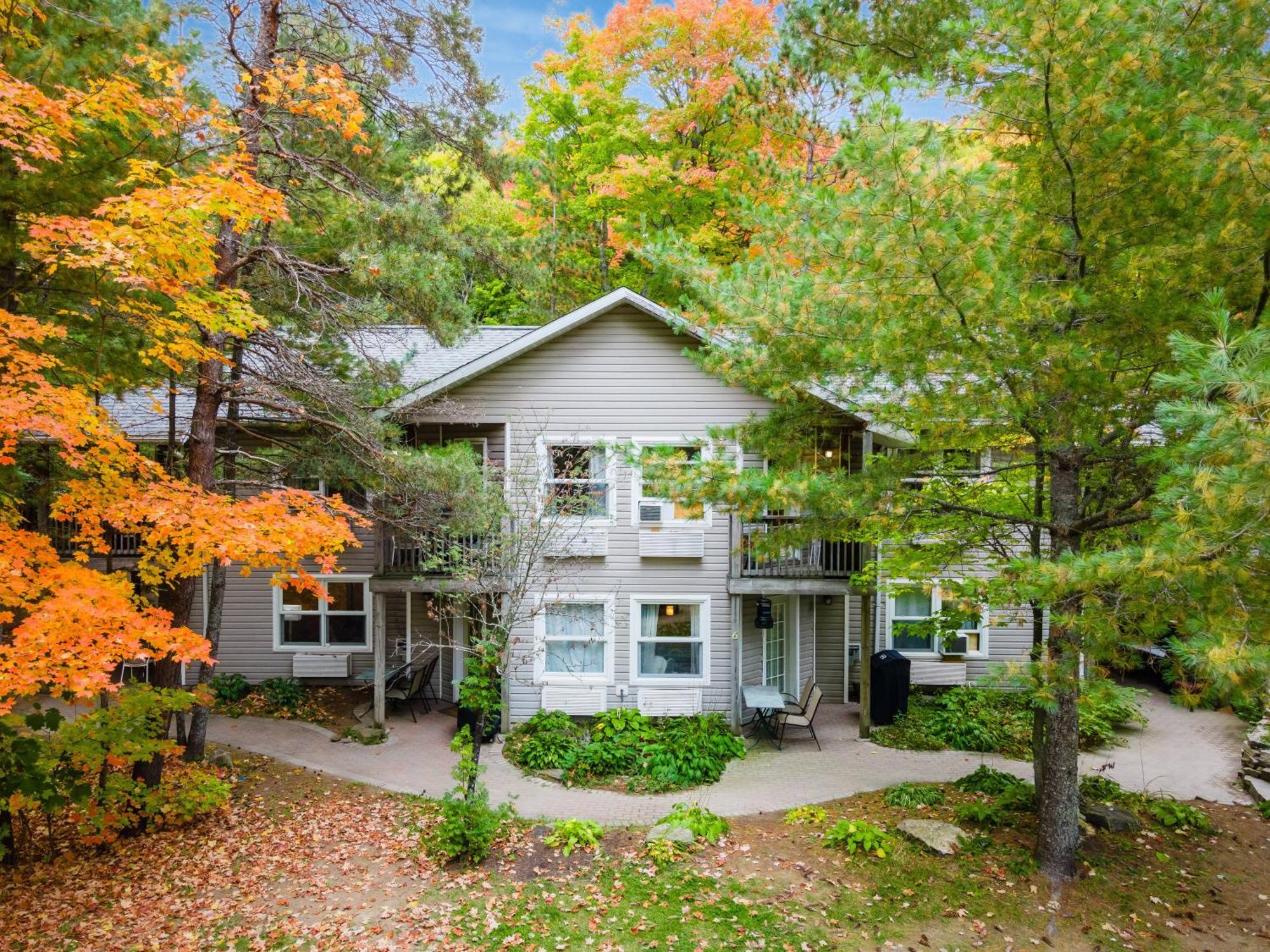 Willa Muskoka Waterfront Retreat Dwight Zewnętrze zdjęcie